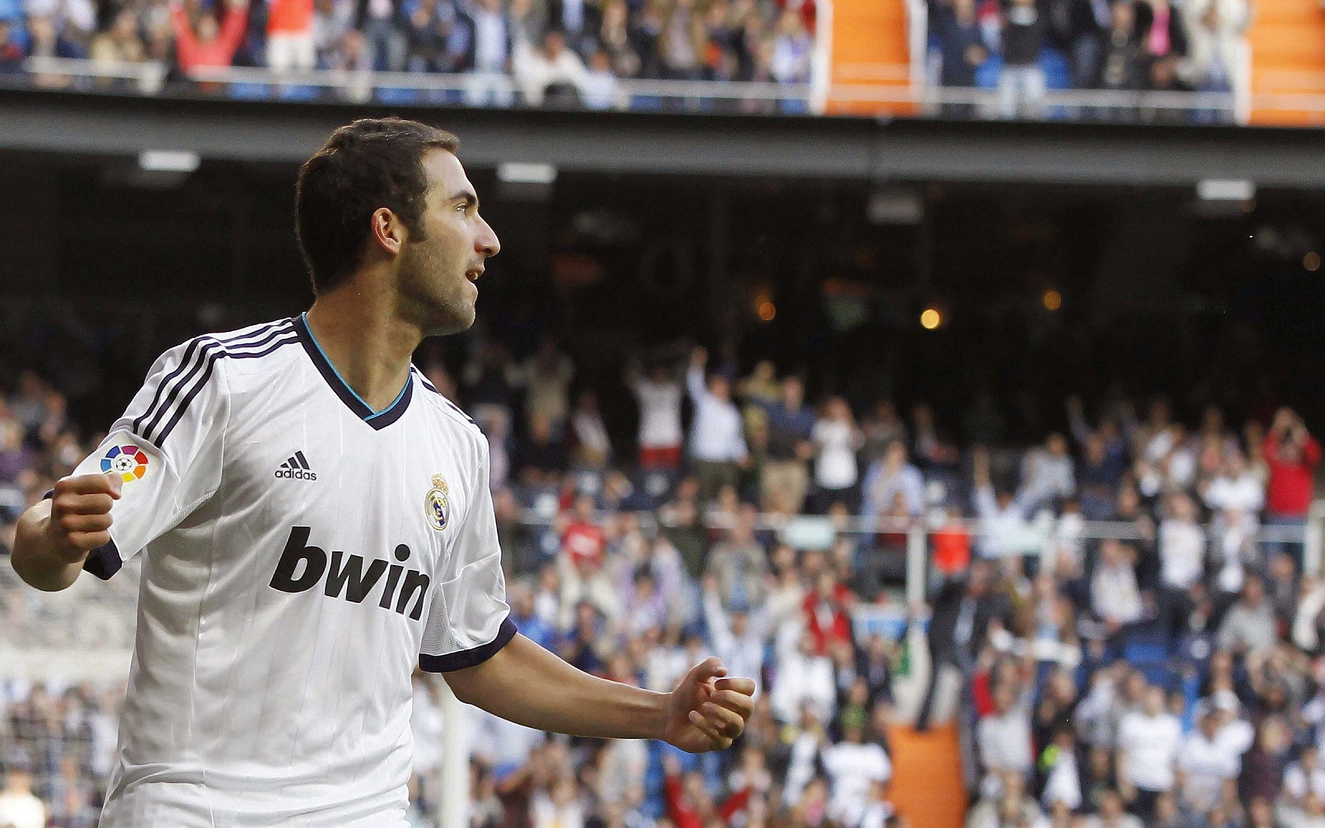 开云网址入口-亚洲足球冠军预选赛激烈进行,冠军悬念升高,亚洲冠军足球联赛